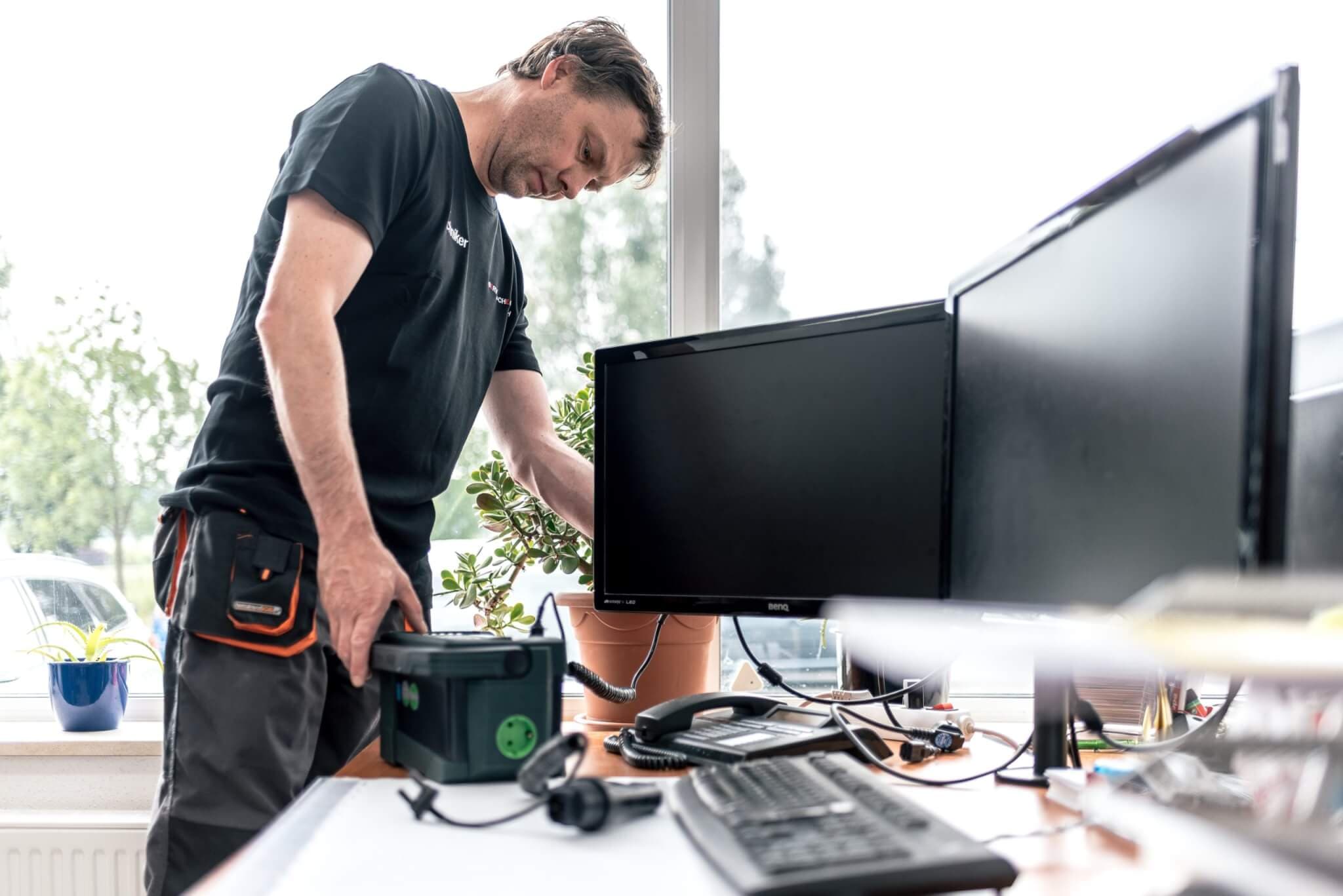 Wie VDE Prüfungen zur Unfallverhütung in elektrischen Anlagen beitragen