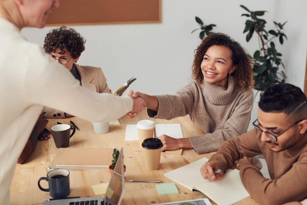 Finde Deine Berufung – E+Service+Check GmbH Stellenangebote sichern