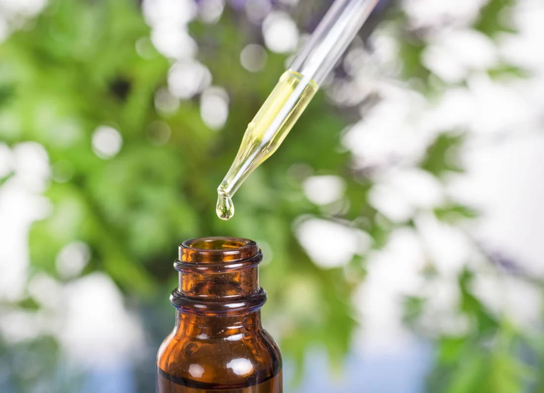Top Benefits of Using Liquid Herbal Incense