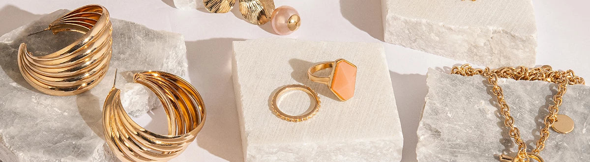 Verleihe deinem Outfit einen Hauch von Luxus mit hochwertigem Edelstahl Schmuck für jeden Anlass