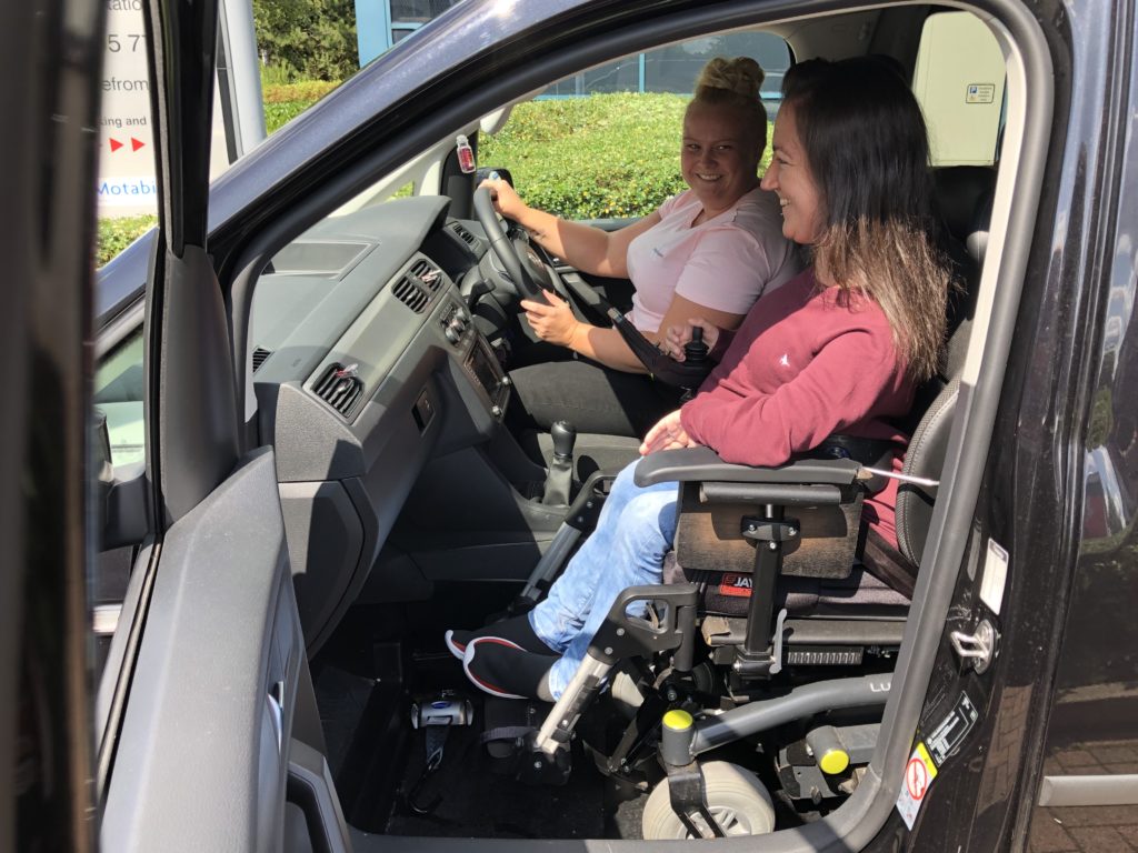 Maßgeschneiderte Behindertenfahrzeuge für Pflegeeinrichtungen bei Mobility4all GmbH